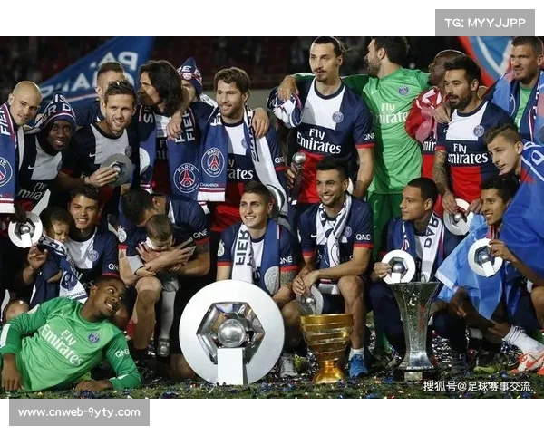 里昂2-0前进之鹰,欧联主场防守稳固仅失两球 里昂2-0前进之鹰,欧联主场防守稳固仅失两球