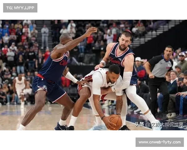 热火尼克斯东部对决，鲍威尔需破联防僵局